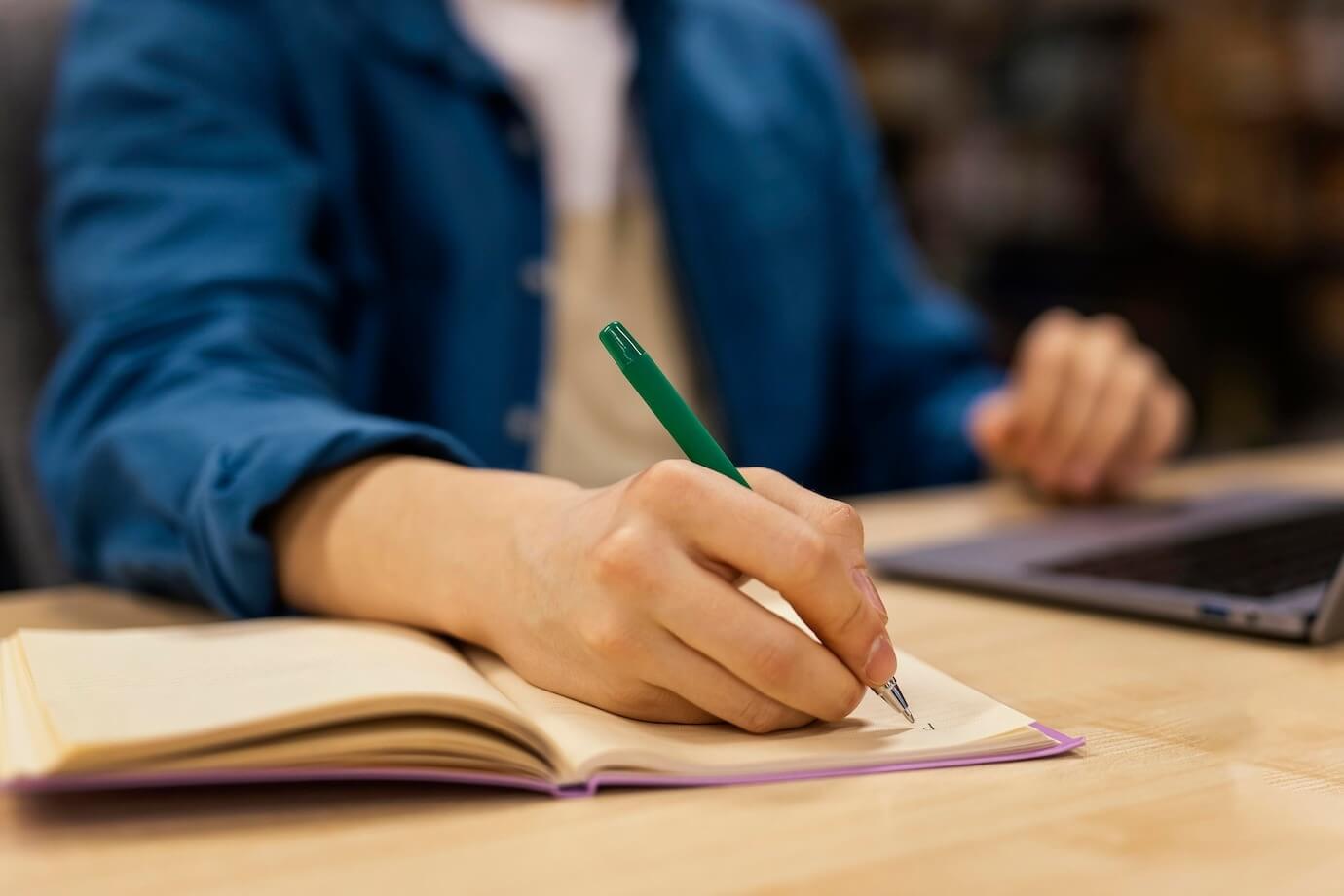 Academia Nuevo Futuro en Embajadores, cursos especializados